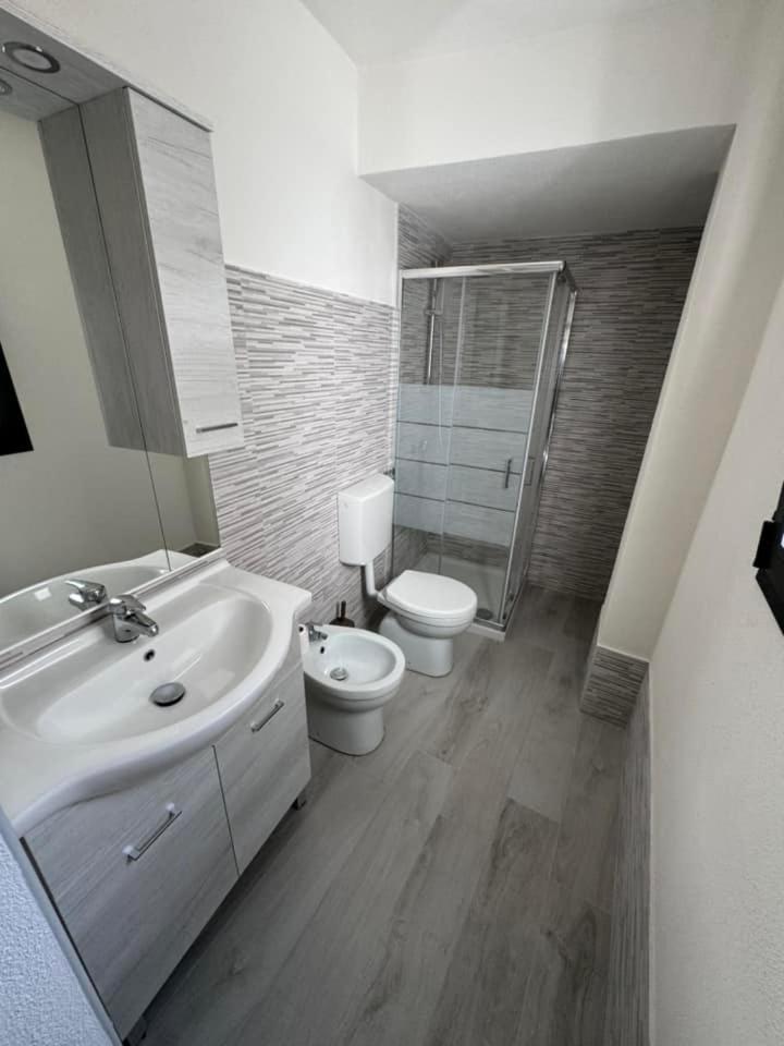 Jonia Apartments 加里 外观 照片