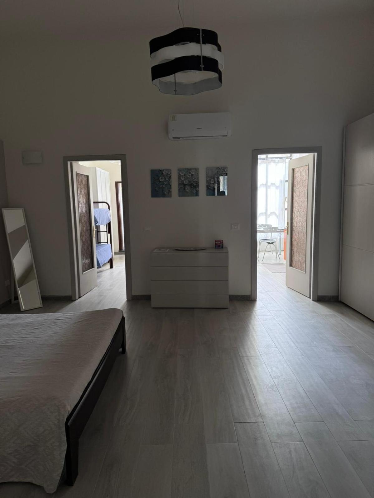 Jonia Apartments 加里 外观 照片