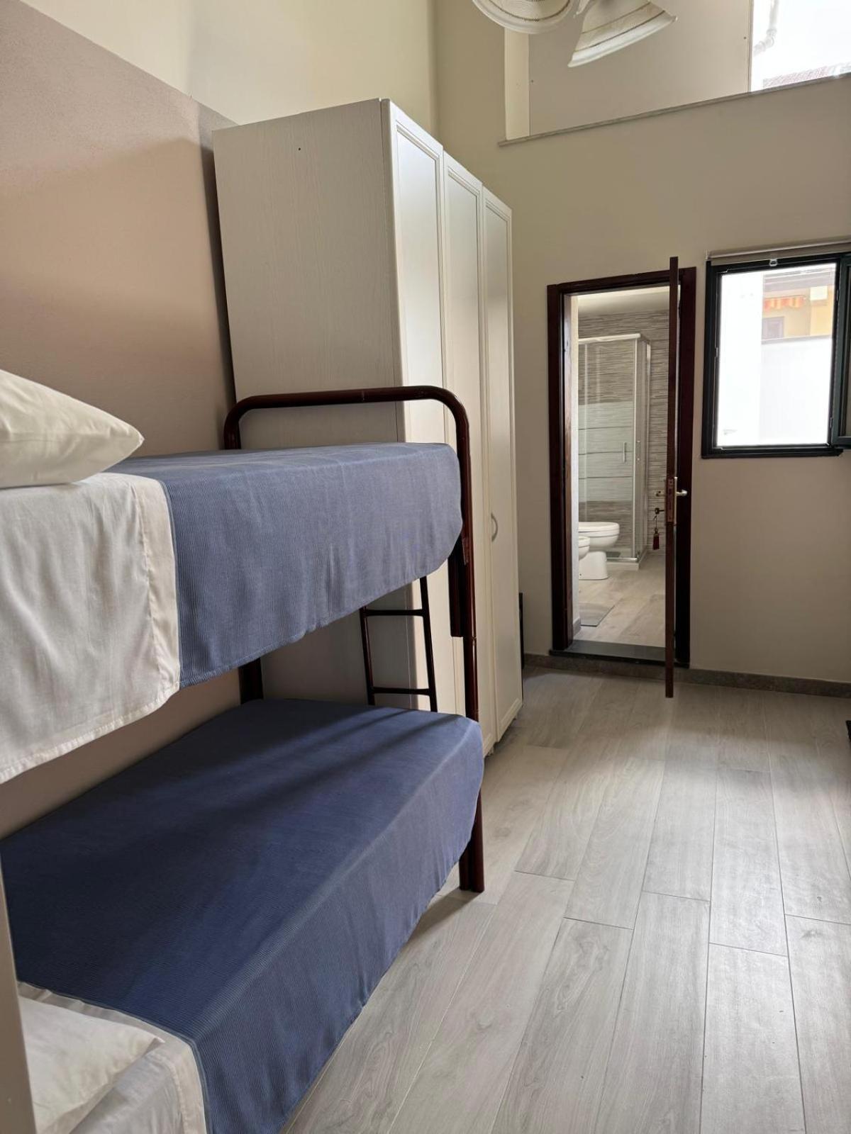 Jonia Apartments 加里 外观 照片