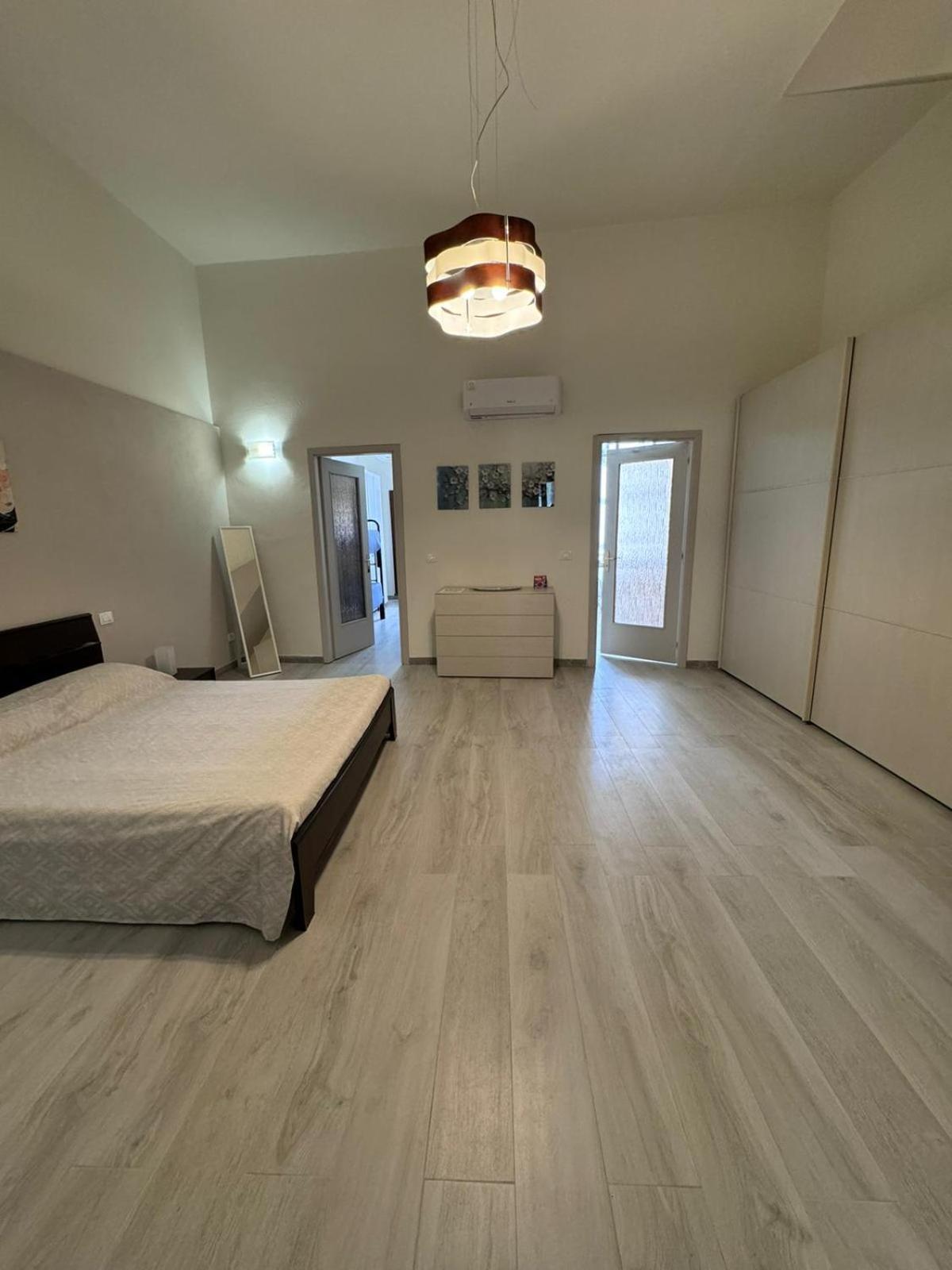 Jonia Apartments 加里 外观 照片