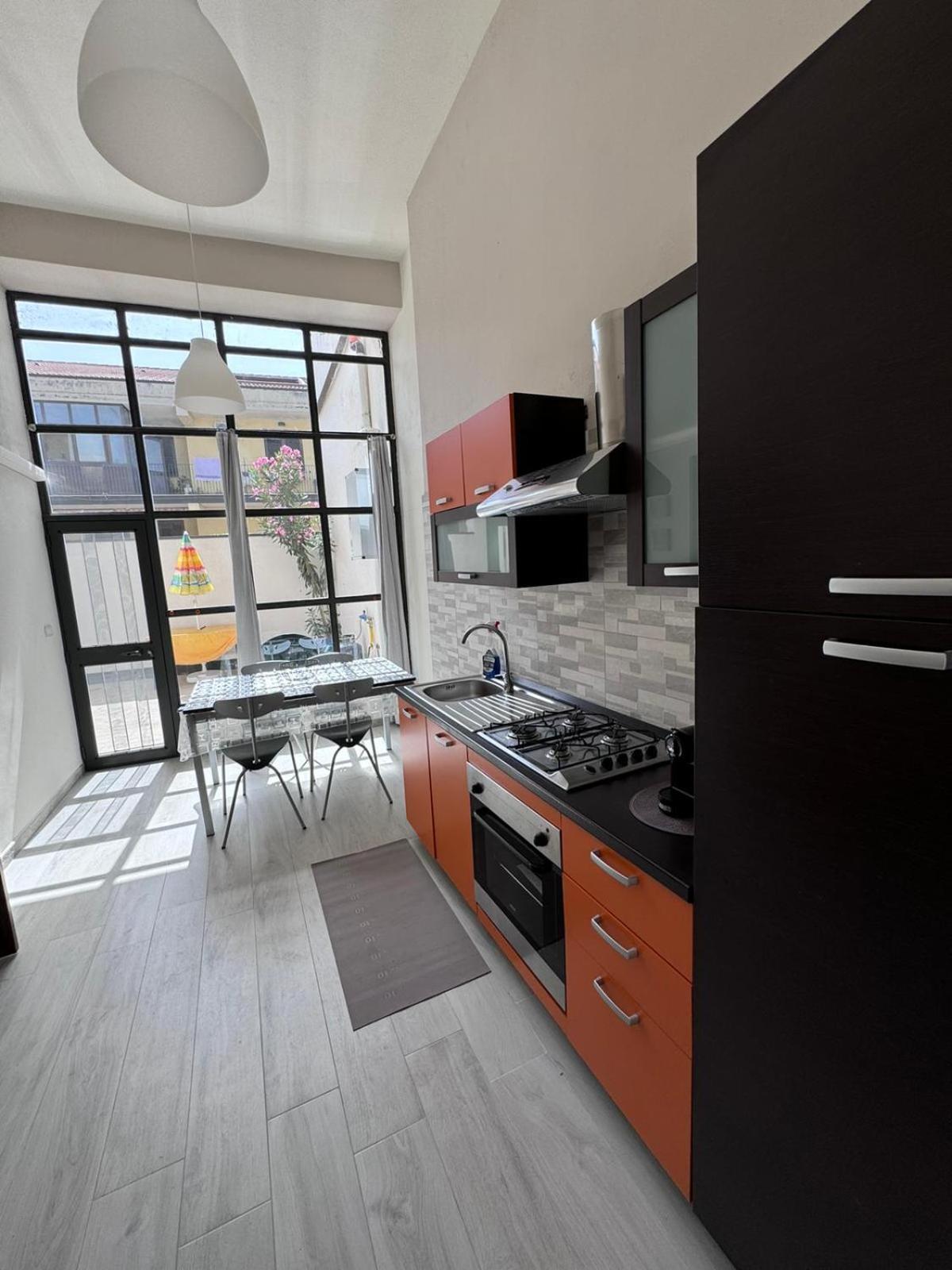 Jonia Apartments 加里 外观 照片